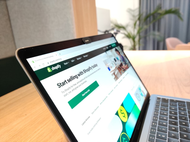 Wat je als webshop-eigenaar écht moet weten om je winkel soepel te laten draaien